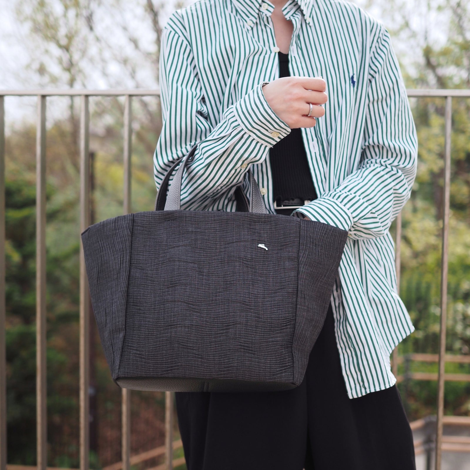 2フェイスハンドバッグ DES-1407(098909) ブラック – OSAM オサムバッグ