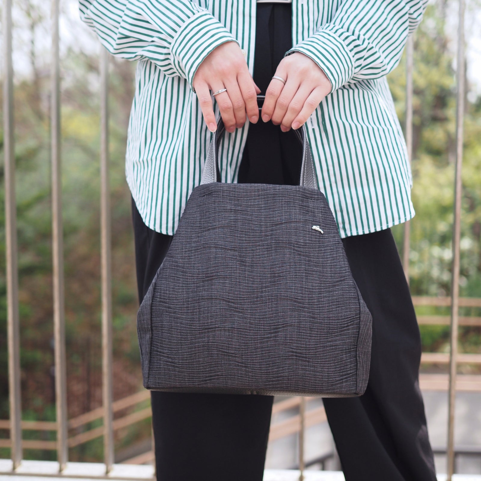 2フェイスハンドバッグ DES-1407(098909) ブラック – OSAM オサムバッグ