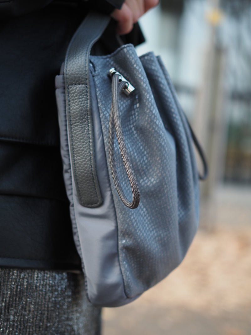 OUAT グレー ナイロンショルダーバッグ OUAT◇ショルダーバッグ/グレー/OFFICE BAG : セカンドストリートYahoo