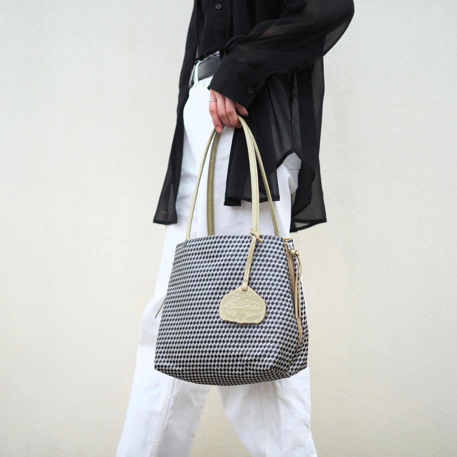 ゆきそら様　お取り置き　コヤンイサムチョン　サイドポケット付きトートバッグ ゆきそら様 お取り置き コヤンイサムチョン サイドポケット付き